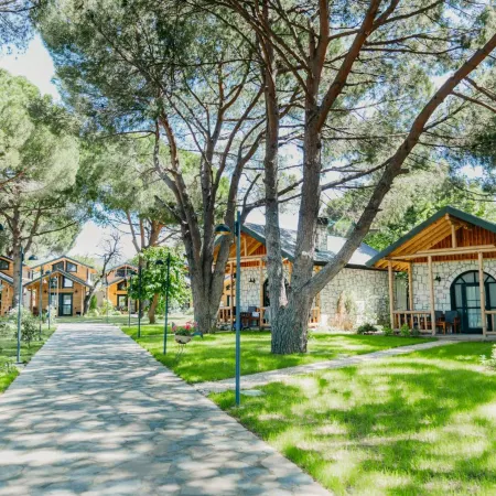 Pino Mar Luxury Bungalows