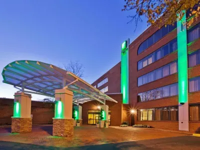 DoubleTree by Hilton Atlanta Perimeter Dunwoody Hotels in Chamblee