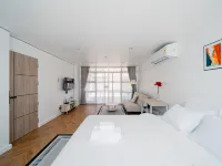 MiTT Haus (Lat Phrao 5) Hoteles cerca de Escuela Horwang