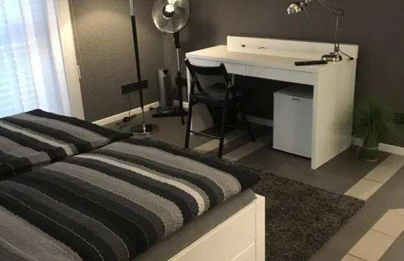 克萊恩5號 - 菲奈斯時光住宅住宿加早餐旅館