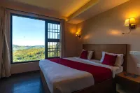Warmth Hill Crest Hotels in Dindigul