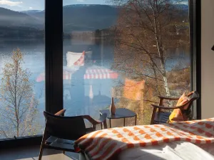 Elva Hotel