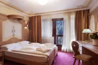 Kristiania Pure Nature Hotel & Spa Hotels in Peio
