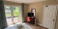 Cadmore Lodge Bed & Breakfast - Tweepersoonskamer Met Terras (huisdiervriendelijk)