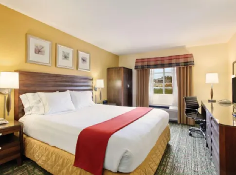 Holiday Inn Express & Suites SAN DIEGO-ESCONDIDO by IHG Hotels in San Diego county