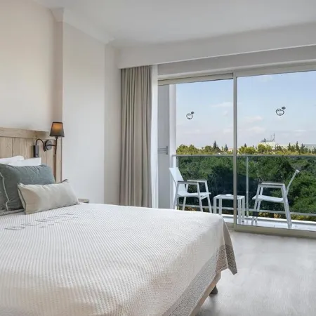Berry Blue Hotels Отели рядом с достопримечательностью «Озеро Титреенгёль»