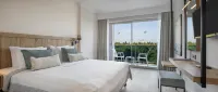 Berry Blue Hotels - 바