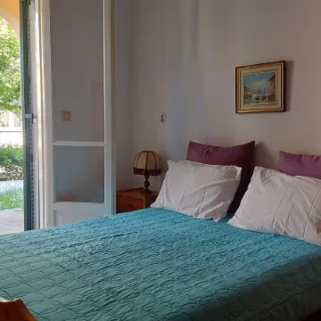 Elizabeth Apartments