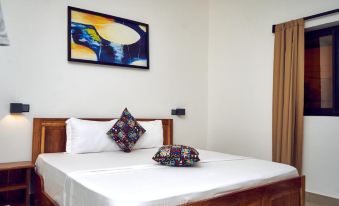 Azuria Hotel