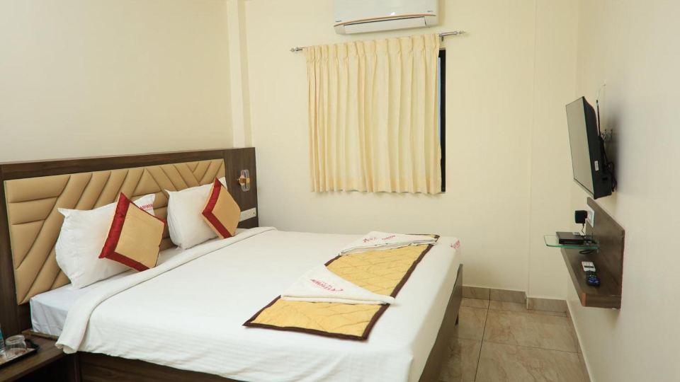Starwin Residency