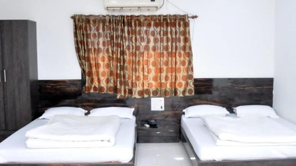 Hotel Radhe Palace Morbi