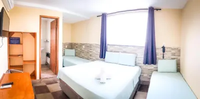 Pousada Solarium Unidade 1 Economica-BÁSICA Hotels near Praia Do Tombo