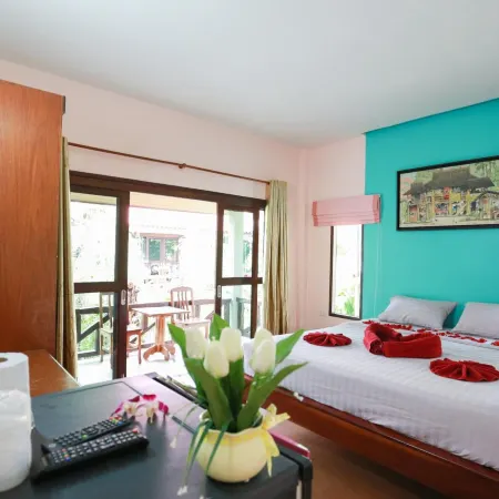 Sang Aroon Bungalow
