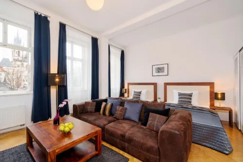 Old Town Square Premium Residence - Water Park