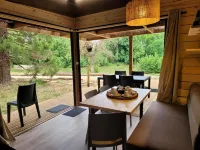 Le Chalet Montégut Hotels in Saint-Menoux