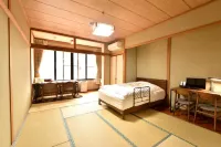 Akasawa Onsen Ryokan - parking
