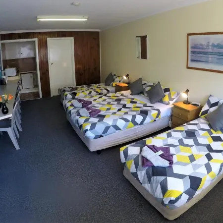 Turn-in Motel
