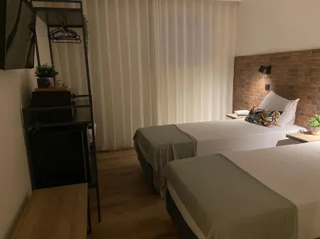 Hotel Portucalense Отели в г. Риу-Тинту