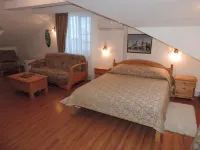 Hotel Complex Teatralny