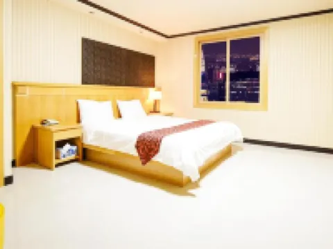 Sacheon Tourist Hotel Hotels in Sacheon
