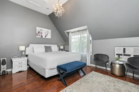 New Haven Inn Featured Photos