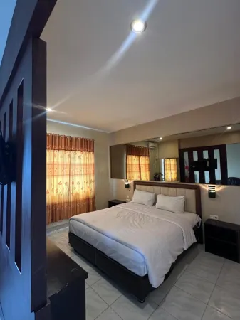 Hotel Anda Dan Karaoke Pematangsiantar Отели в г. Naga Pita.