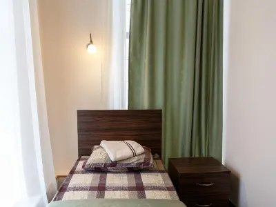 Almaz Hotel  호텔