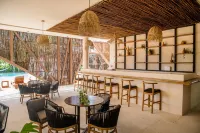 Ophelia Experience - Homestay