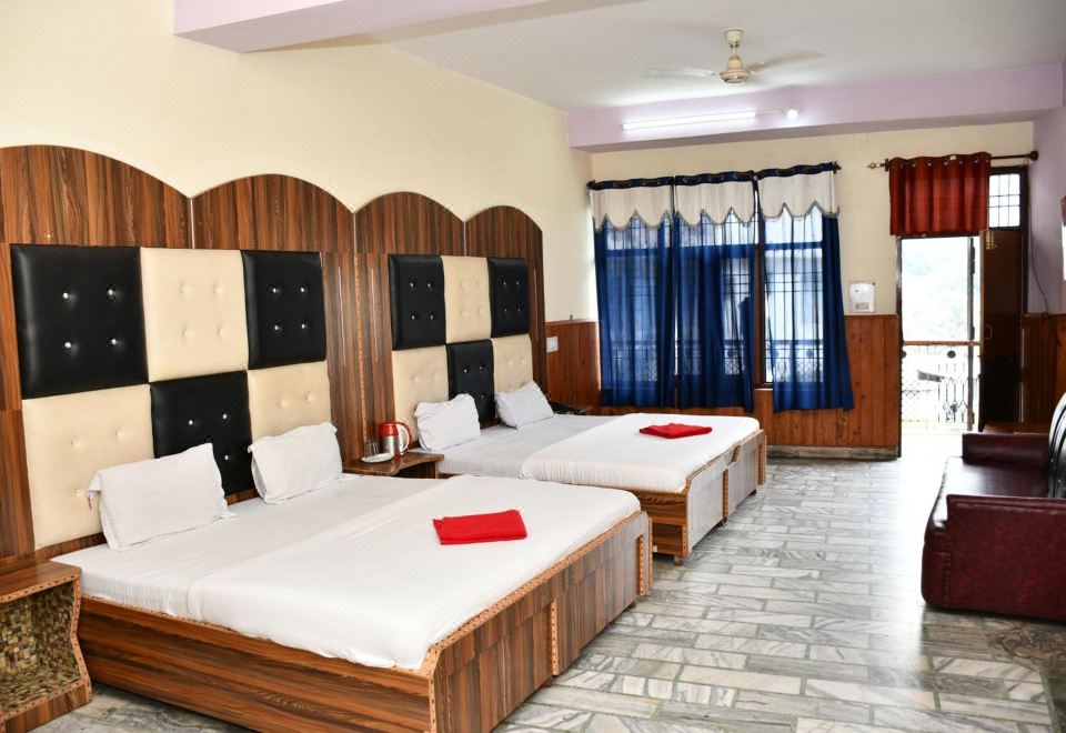 Hotel Himalayan Paradise - Housity