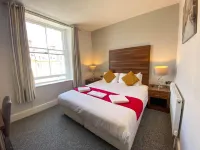 The Broadway Hotel
