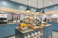 Spark by Hilton Summerville - breakfast