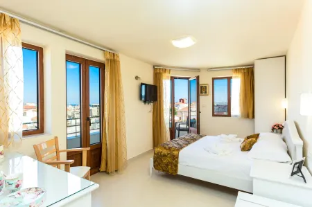 Polyxenia Suites Отели рядом с достопримечательностью «Rethymnon Old Town»