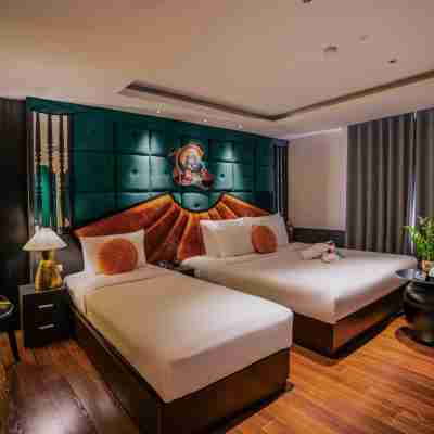 Hanoi Center Silk Classic Hotel & Travel Rooms