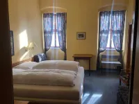 Gasthaus Klosterhof Hotels in Wertheim