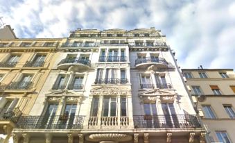 Luxury Apartment Paris Louvre II