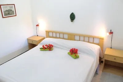 Villa Teti Torre Roccella 주변 호텔