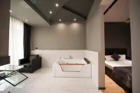 Hotel Elion - 停車場