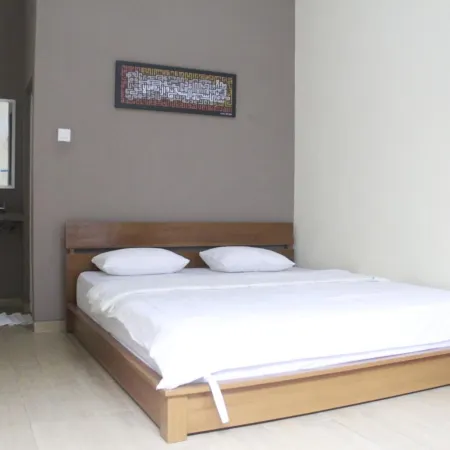 Bu Sepuh GuestHouse
