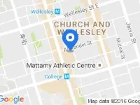 Courtyard Toronto Downtown トロント リファレンス図書館周辺のホテル