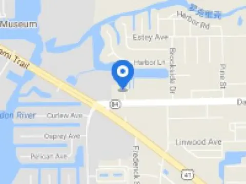 Red Roof Plus+ & Suites Naples Downtown-5th Ave S Hotels in Collier County