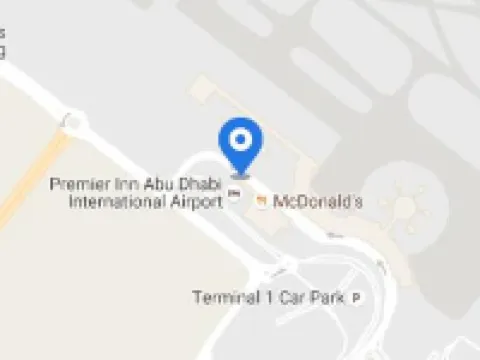 プレミア イン アブダビ エアポート (ビジネス パーク) アブダビのホテル