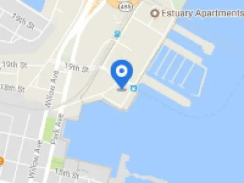 โรงแรมเชอราตัน ลินคอล์นฮาร์เบอร์ โรงแรมในวีฮอว์เคน