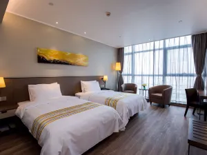 Ease Hotel (North Square of Suzhou Railway Station)