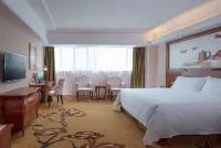 Vienna Hotel (Shenzhen Xiongfeng Road) Hotel in zona Caiyun Gymnasium