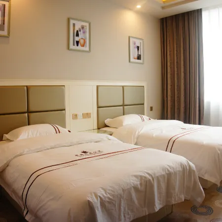 Longshan Ouku Trendy Apartment (Huangcang Middle School)