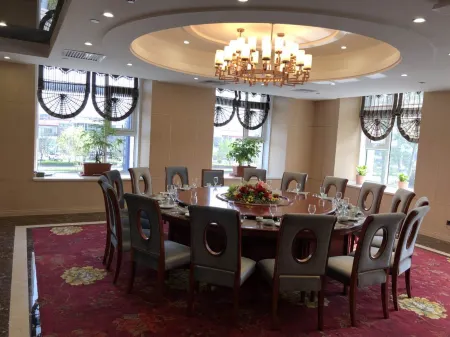 Jinzhong Star Business Hotel (Wusu International Airport) Отели в г. Цзинчжон