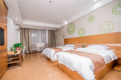 GreenTree Inn(Xiangcheng Ziyun Avenue Branch) Hôtels à : Xiangcheng