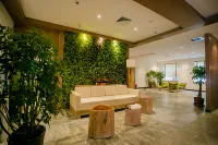 Changchun Lanhai Tangquan Business Hotel