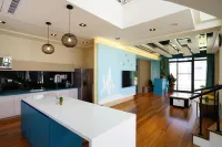 CHEN FENG HOMESTAY - Kitchens