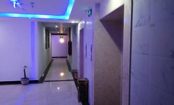 Raoping Jinheng Inn